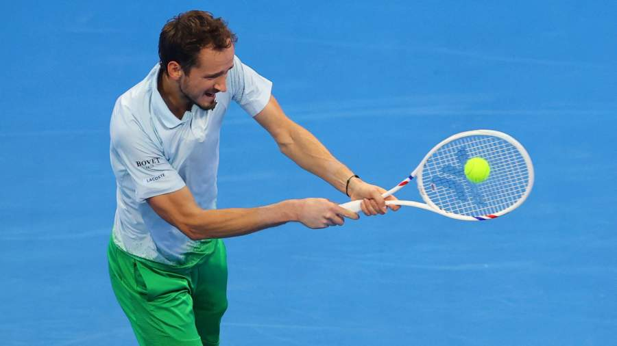 Даниил Медведев на турнире в Дохе