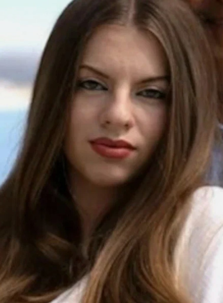 Алина Кузняткина.