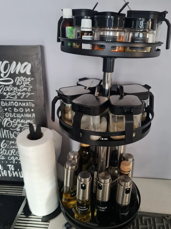 Благодаря вращающемуся механизму вы сможете легко и быстро найти все необходимое без потерь - доступ к нужному продукту будет еще удобнее.