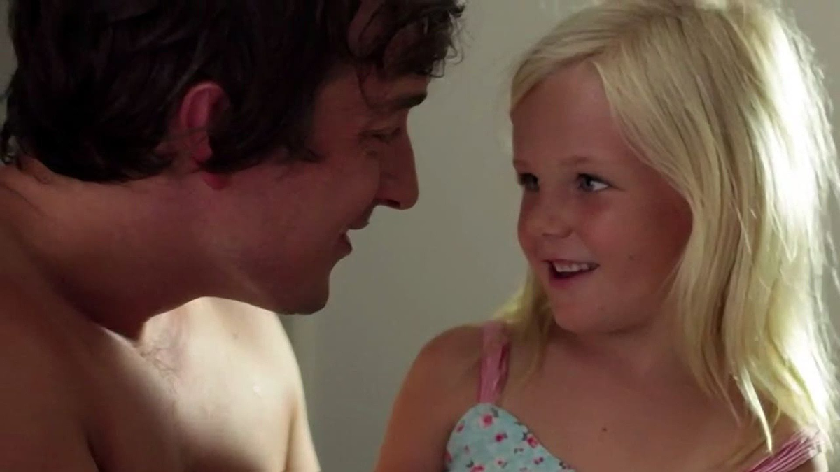 кадр из фильма "Папина доченька".