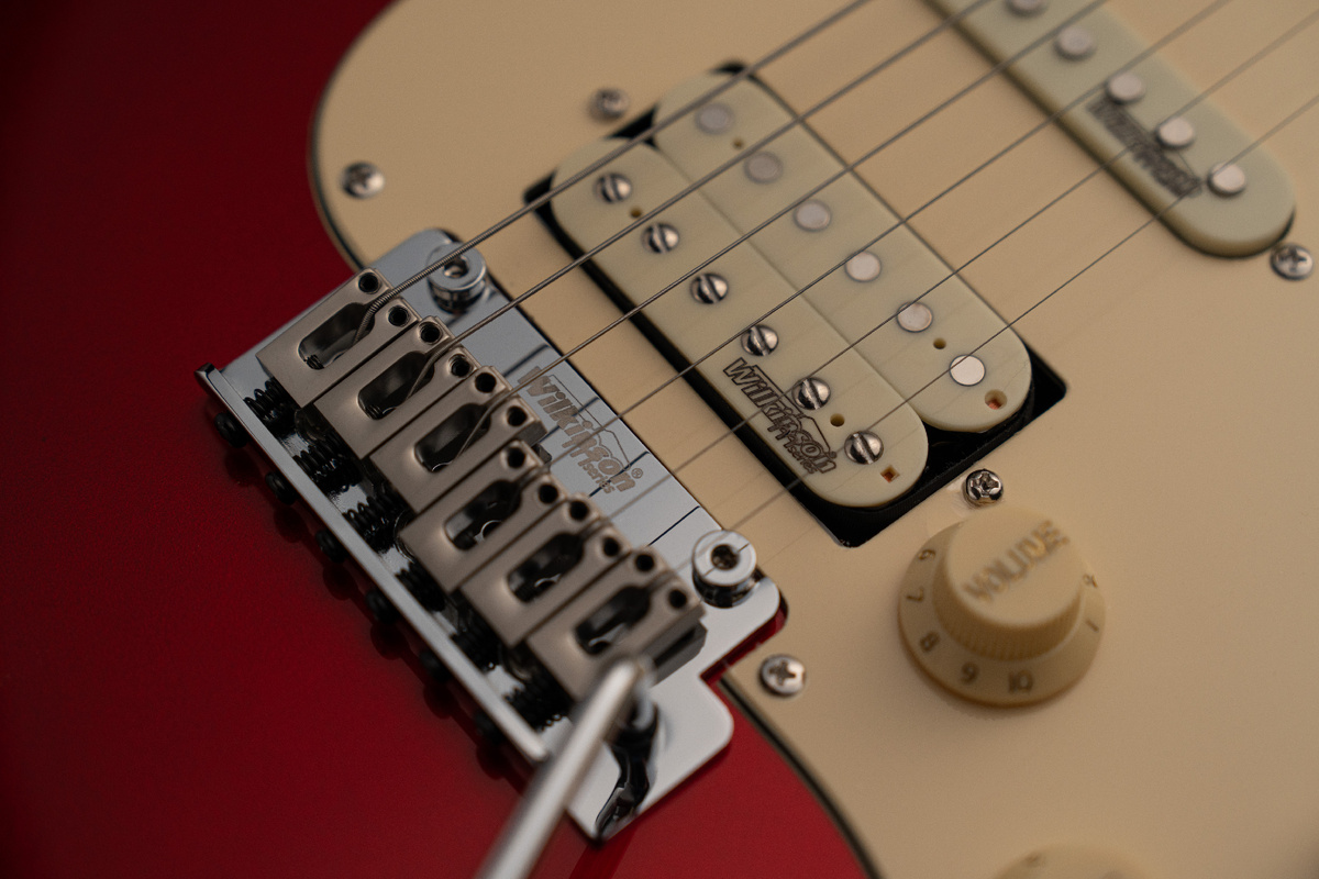 Электрогитара Shinobi N103E red