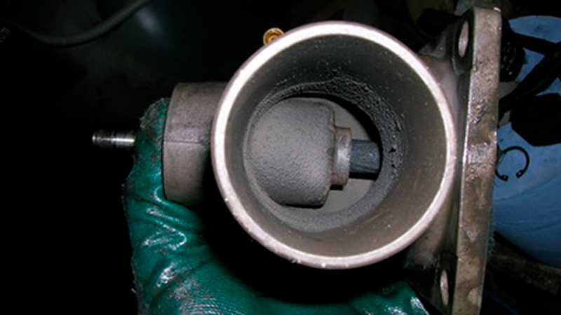 Atlas Copco GX 11FF, который не был своевременно обслужен