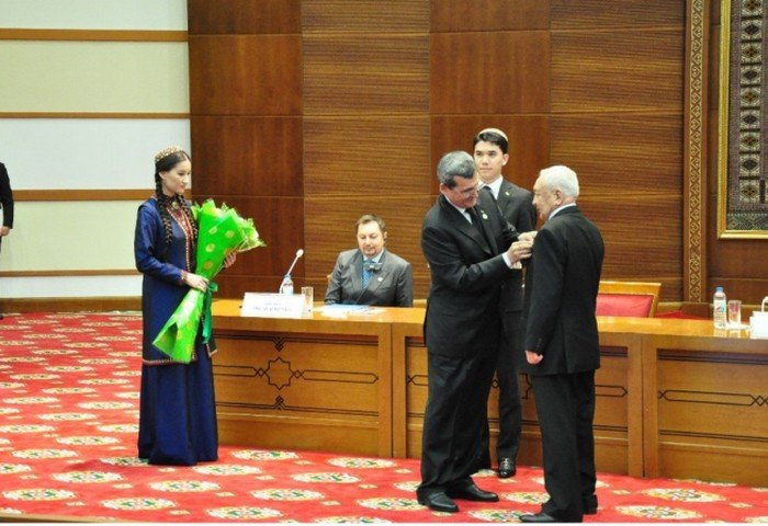 Церемония награждения дипломатов в День дипломатических работников Туркменистана, 18 февраля 2024 года, Ашхабад, Туркменистан (Фото: mfa.gov.tm)