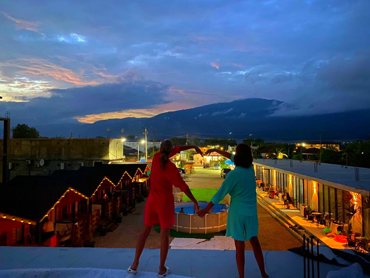 Sandro & Milanii отель на берегу моря в Абхазии пос. Алахадзы