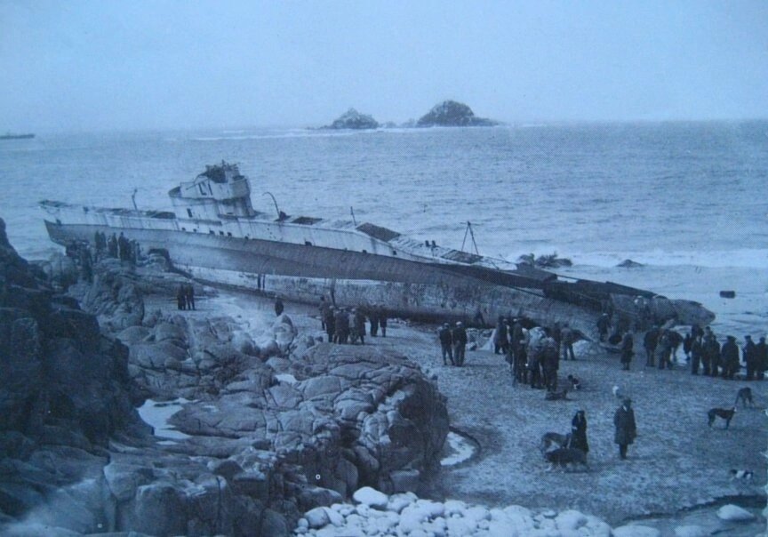 Выброшенная на берег "L-1"