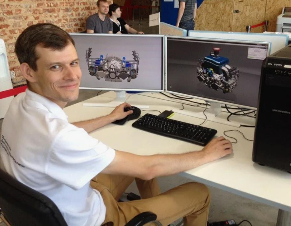 Современный инженер на рабочем месте