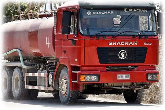    Китайцев убирают с дорог, но не всех