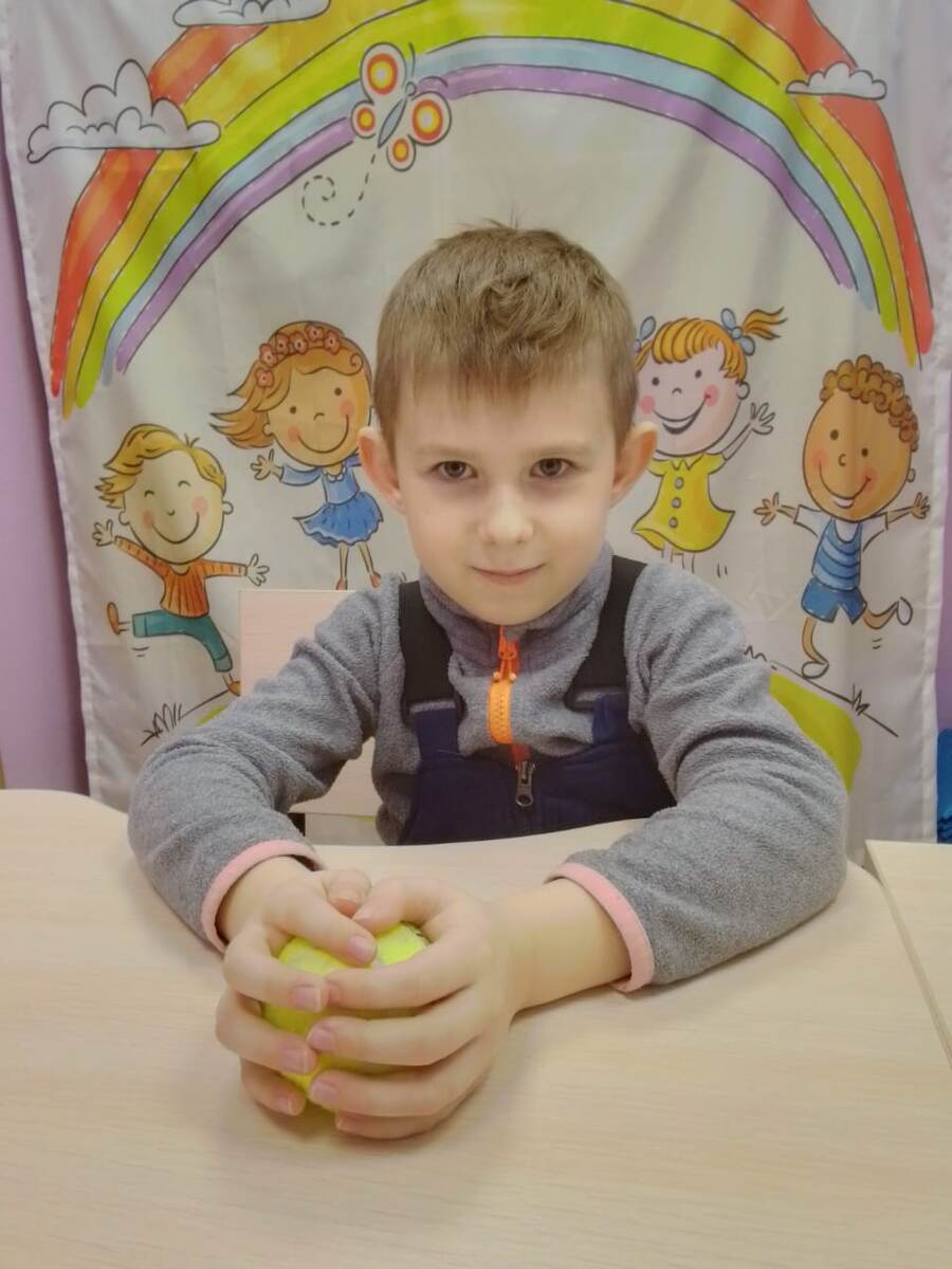 Игра: "Лови - не лови" (съедобное-несъдобное)