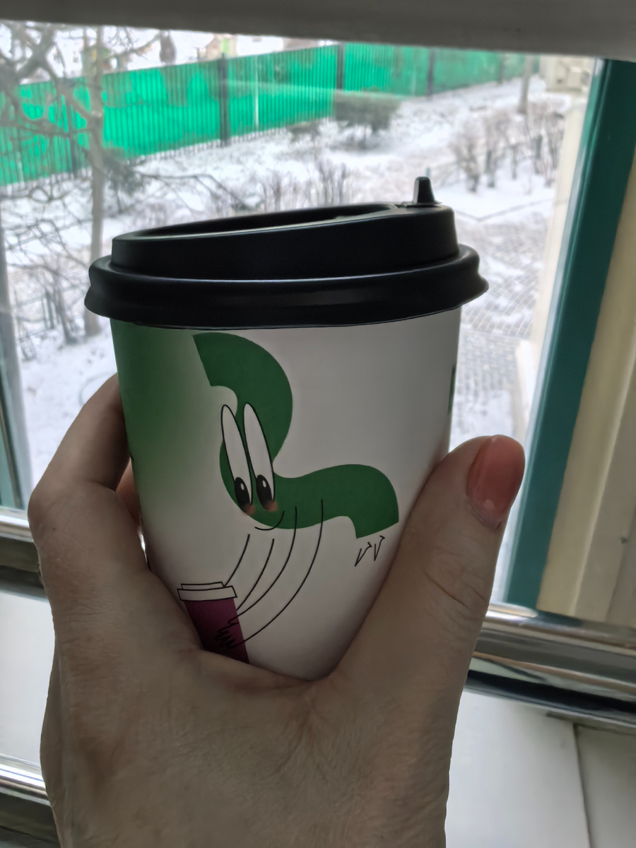 16.02 есть фото только капучино с соревнований, уж очень насыщенный день был. Фотографировать не успевала, но все те же блюда есть в предыдущей статье с фото. Если интересно, как они выглядели, можете посмотреть там