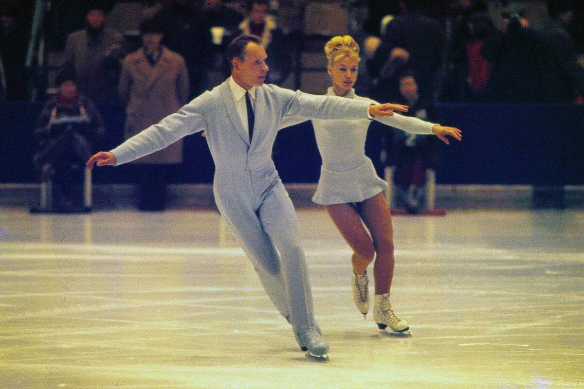 Олег Протопопов и Людмила Белоусова были двукратными Олимпийскими чемпионами (в 1964 и 1968 годах), четырехкратными чемпионами мира и Европы (в 1965-1968 годах), а также  шестикратными чемпионами СССР (в 1962–1964 и1966–1968 годах). 