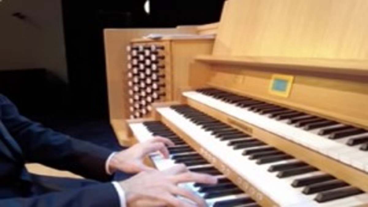    В Курске прошел долгожданный концерт органиста Тимура Халиуллина