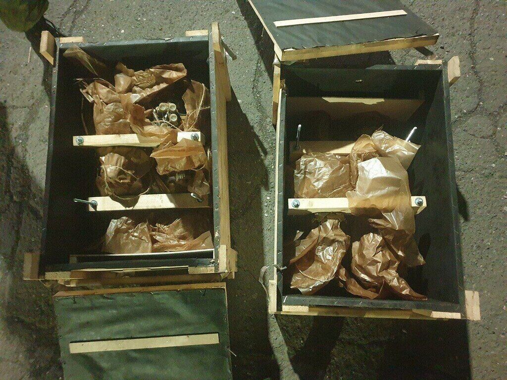    Из Оренбургской области в Среднюю Азию пытались незаконно вывезти детали военного вертолета МИ-8