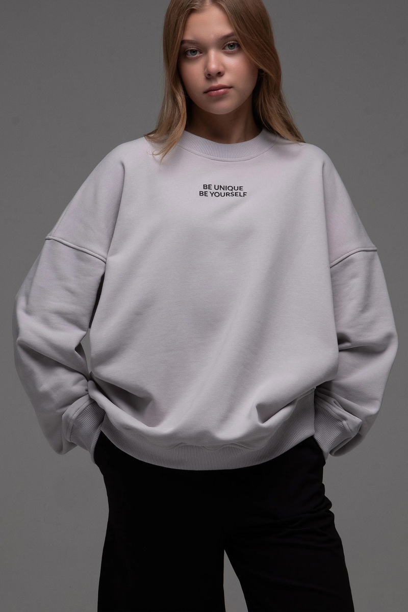 Пример однотонной кофты с нашего сайта BB-8