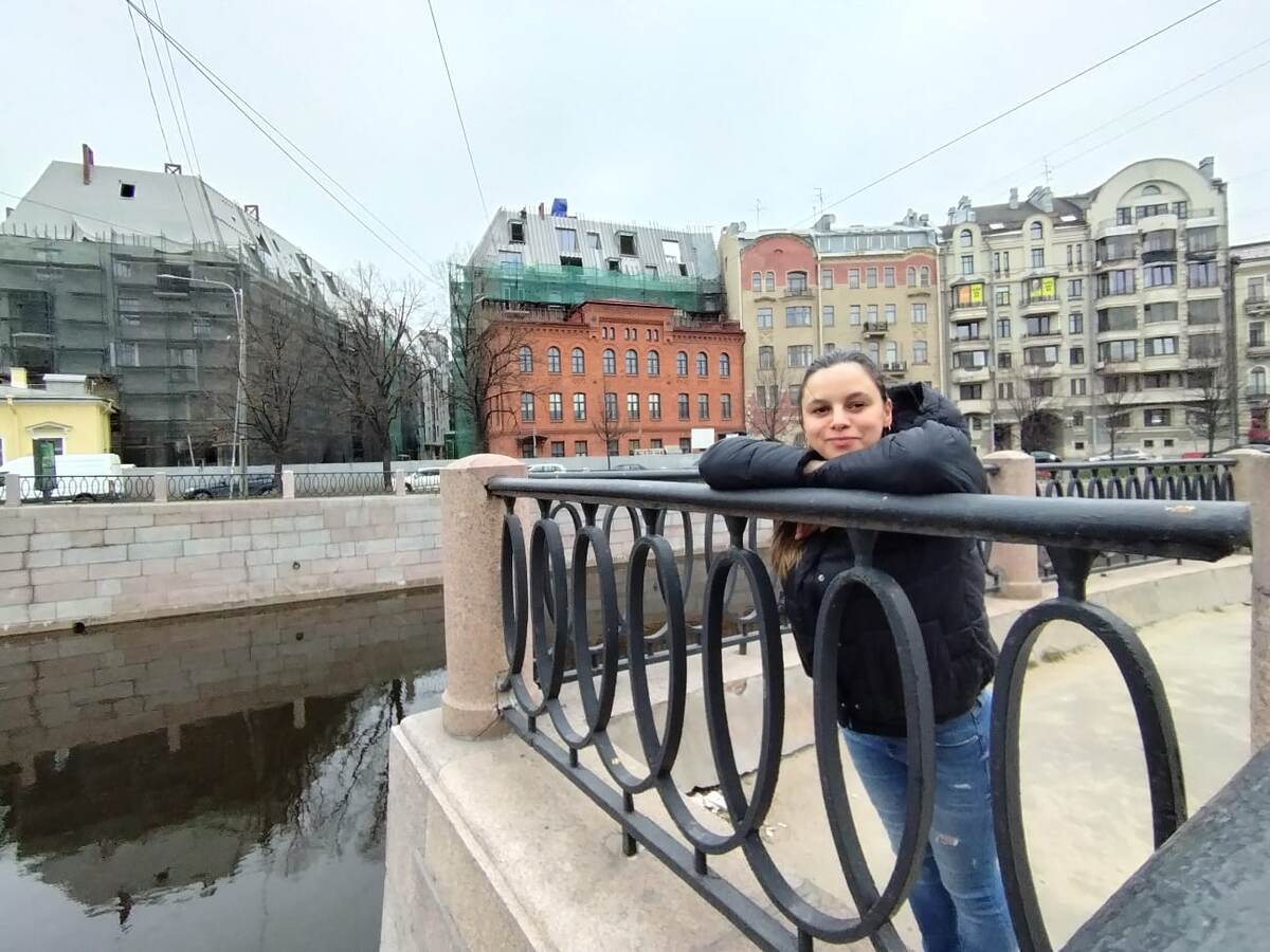 Каменноостровский пр-т Петроградского района СПб. Я здесь какая-то широкая получилась🧐