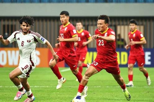 Фрагмент матча Кыргызстан-Катар. Фото пресс-службы сборной Кыргызстана