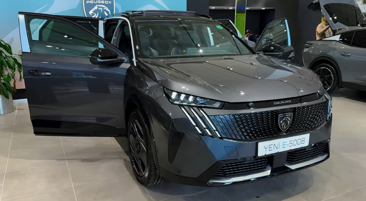 Peugeot 5008 2025