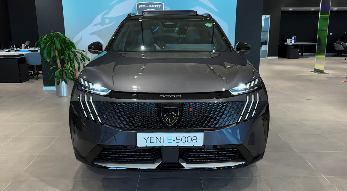 Peugeot 5008 2025