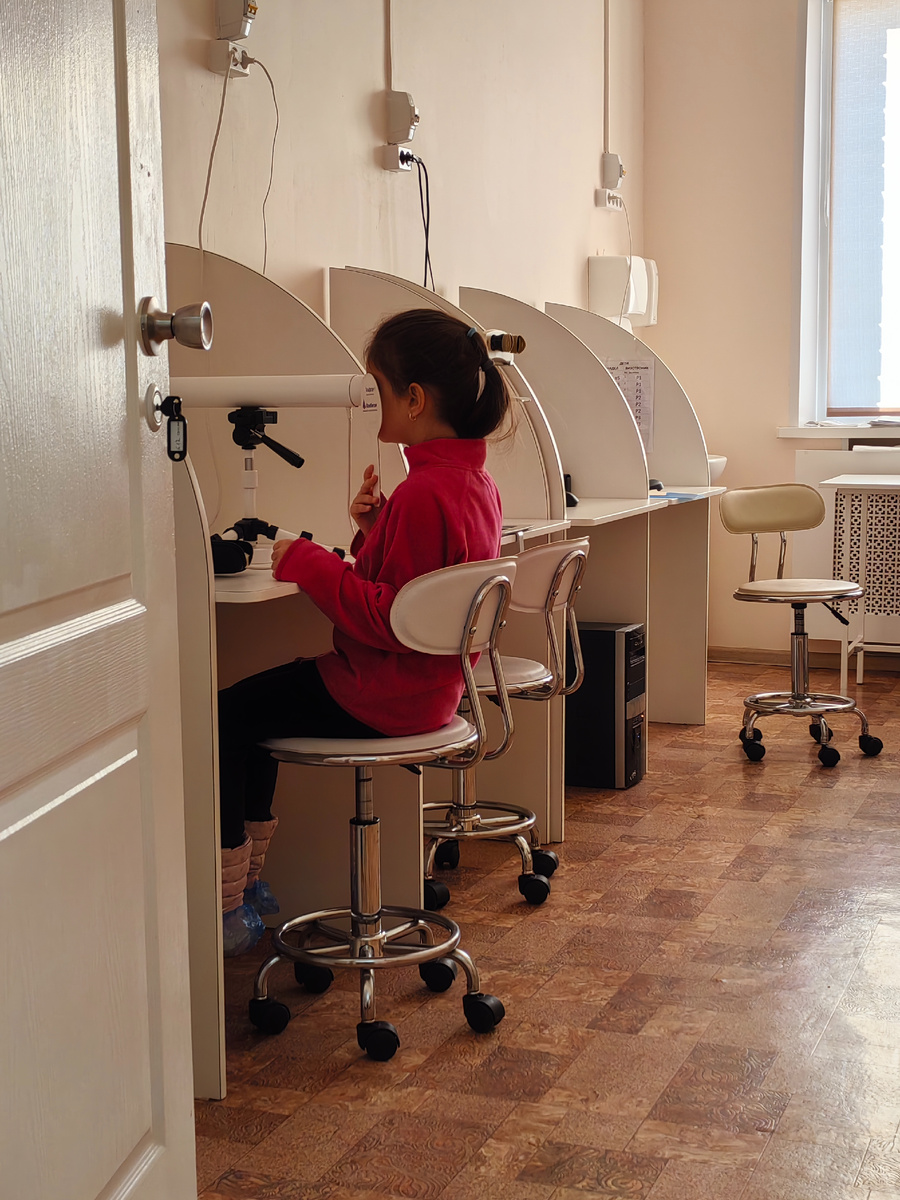 В кабинете аппаратного лечения