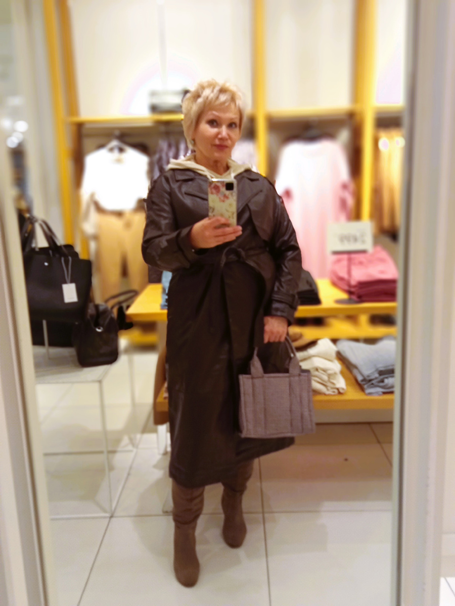 Reserved. 2021. Так как пандемия тормознула весь рынок моды, то цвета до сих пор в тренде