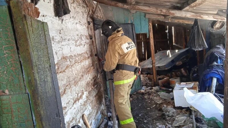     Погиб мужчина на пожаре в селе Алтайского края МЧС по Алтайскому краю