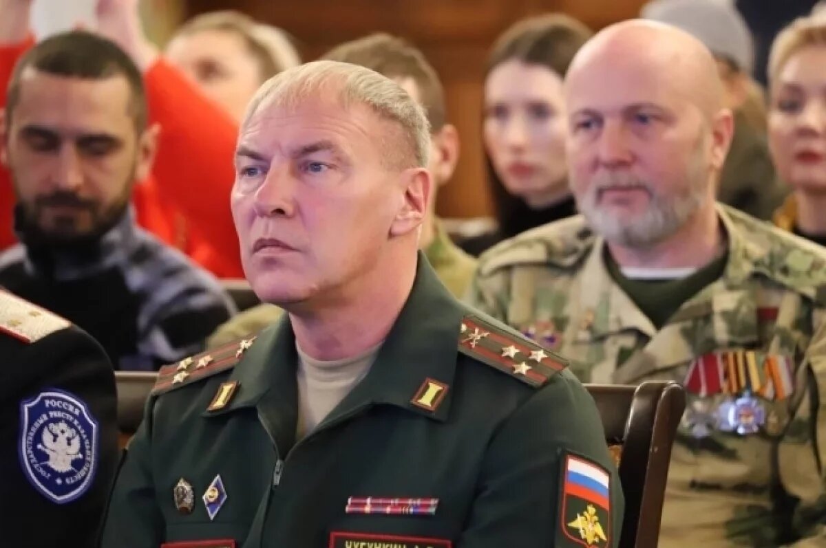    В Краснодаре участники СВО получили государственные и казачьи награды