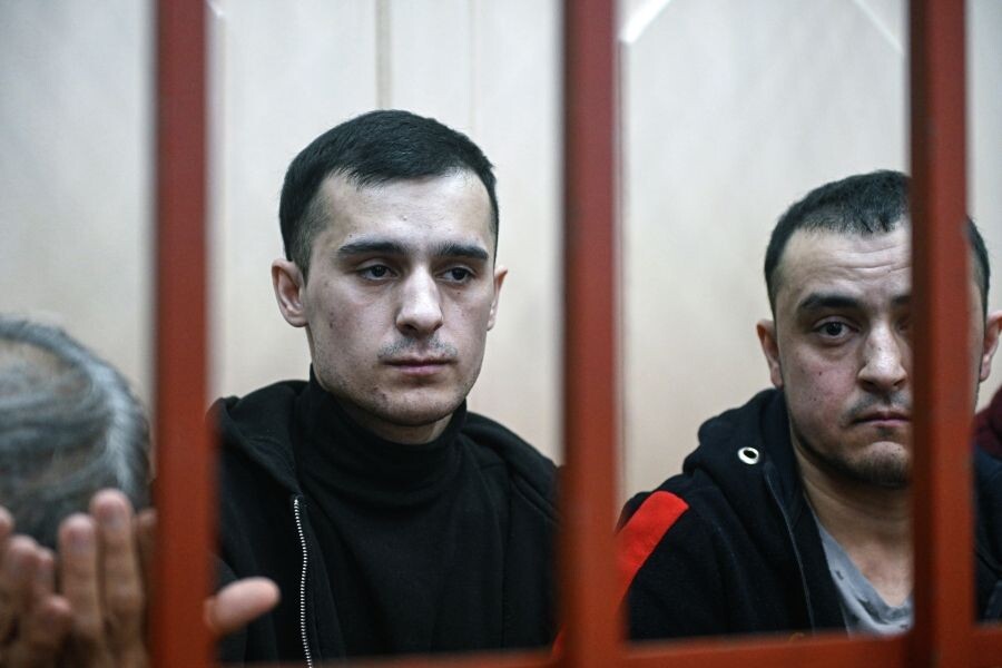    Диловар Исломов и Аминчон Исломов (внесены в перечень террористов и экстремистов Росфинмониторинга) / Источник: © Михаил Воскресенский/РИА Новости