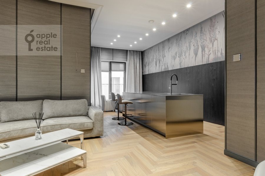 Фото из архива Apple Real Estate