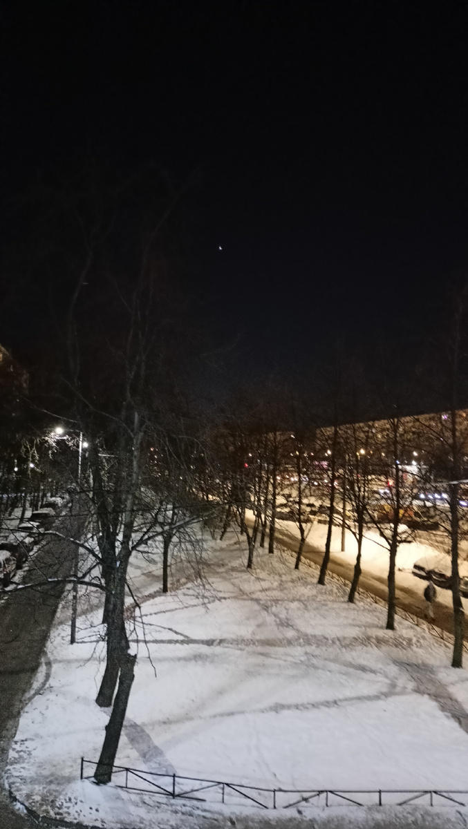 фото автора. 19.45. СПб.