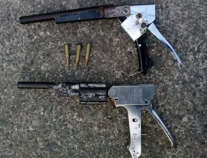 (Фото из открытых/свободных источников, авторы - Royal Papua New Guinea Constabulary)