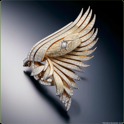 Бриллиантовая брошь "Слеза Феникса"