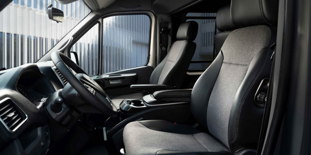 Начались продажи минивэна «Соболь NN 4х4». С дизелем 2,5 литра и 7-местным салоном. Сколько стоит и есть ли смысл брать?