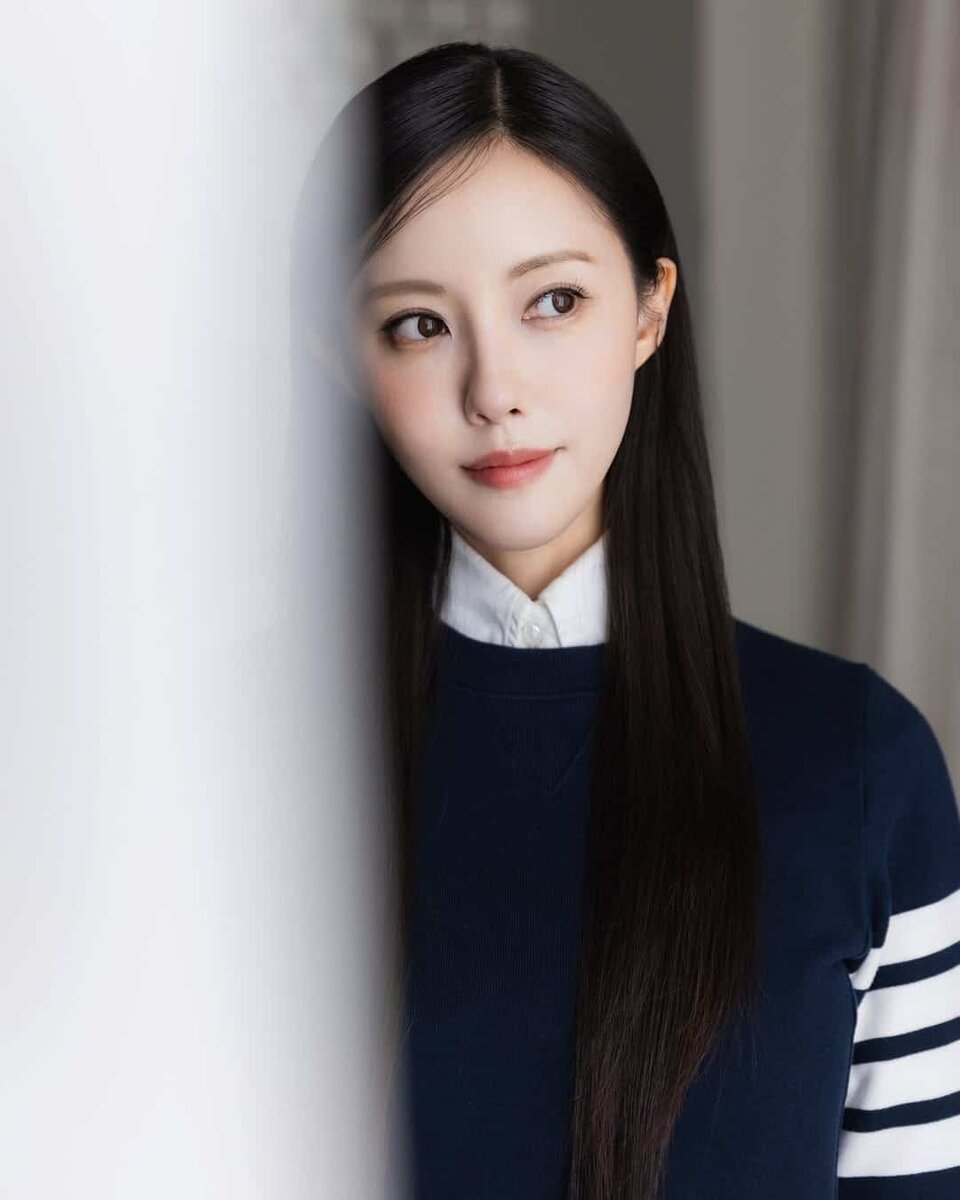     источник: @hyominnn
📷    источник: @jiyeon2__
