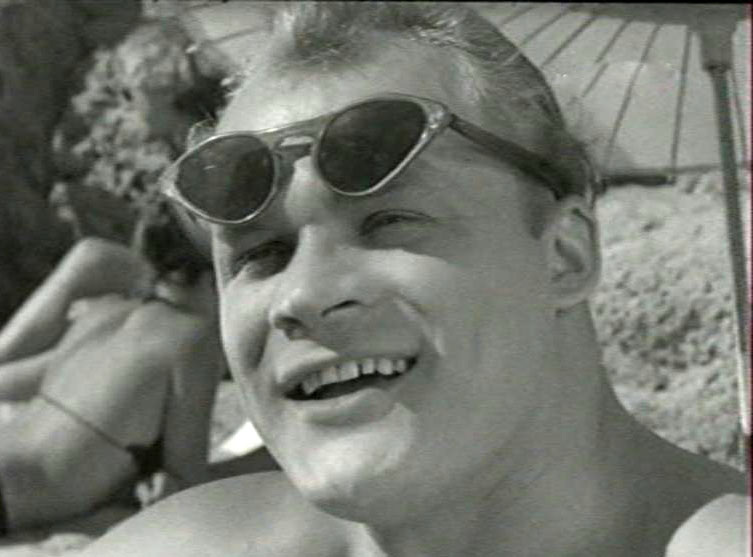 "Повесть о первой любви" (1957)