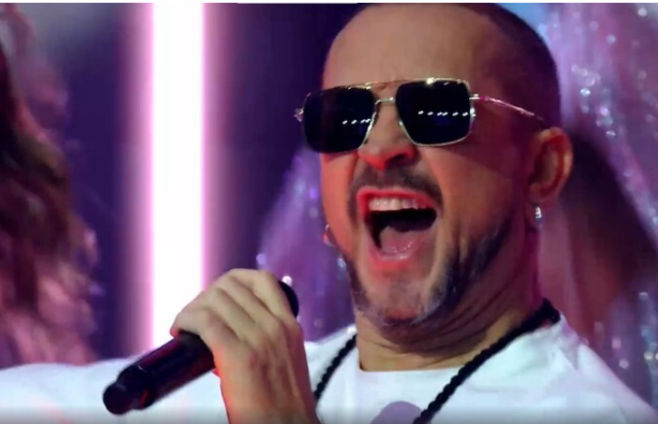 Кадр из шоу "Суперстар" 22.02.2025