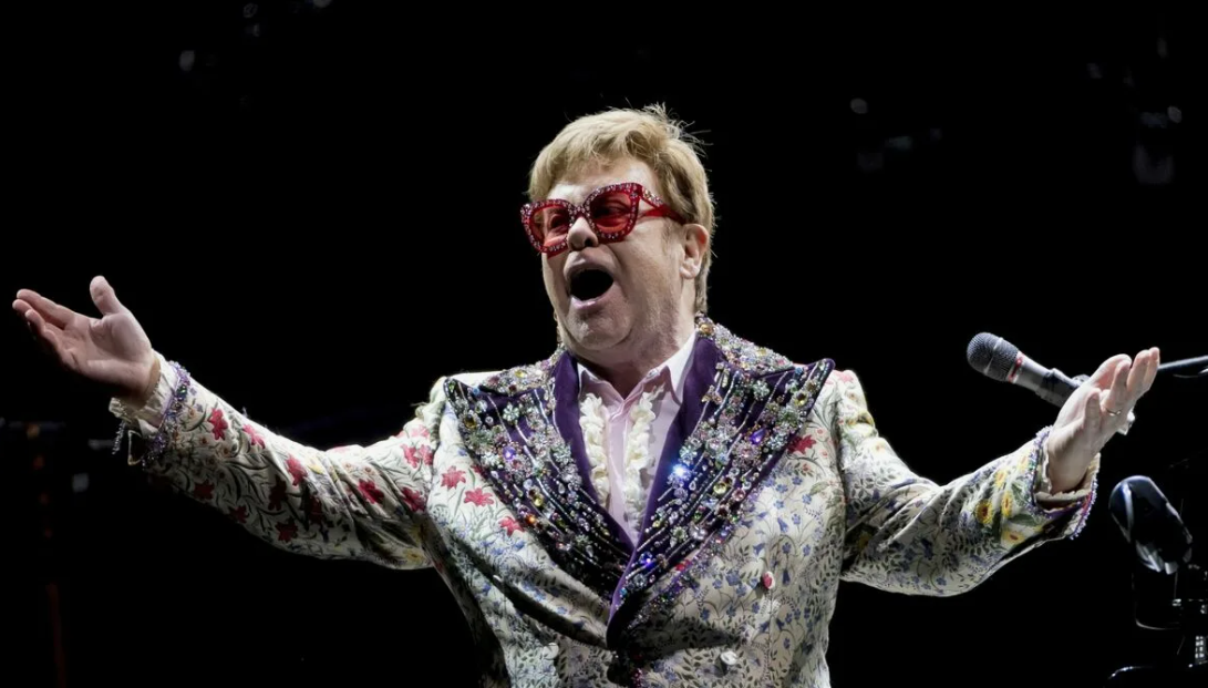 Элтон Джон