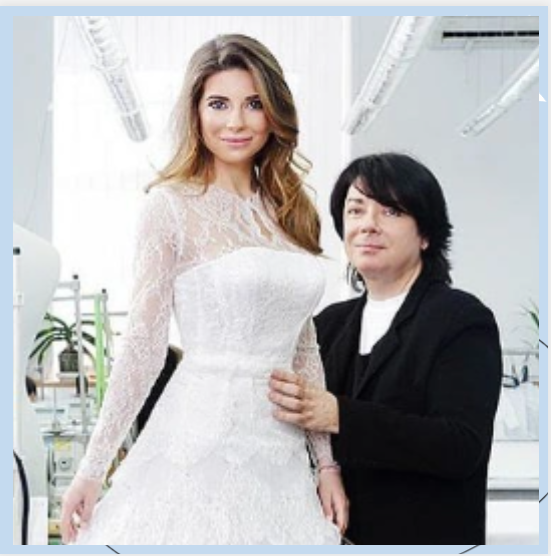 Галина с отцом в его ателье/ фото https://biographe.ru