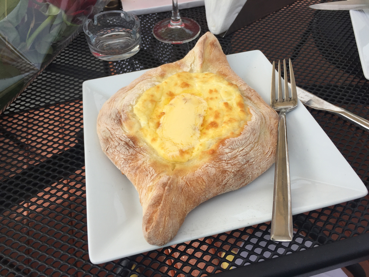 хачапури на завтрак в нашем отеле