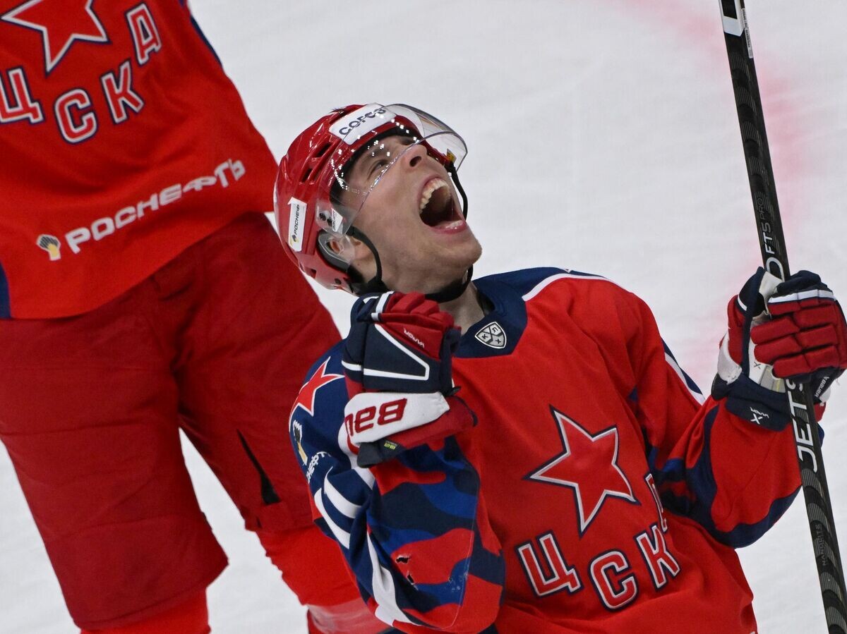    Игрок ПХК ЦСКА Виталий Абрамов© РИА Новости / Сергей Гунеев