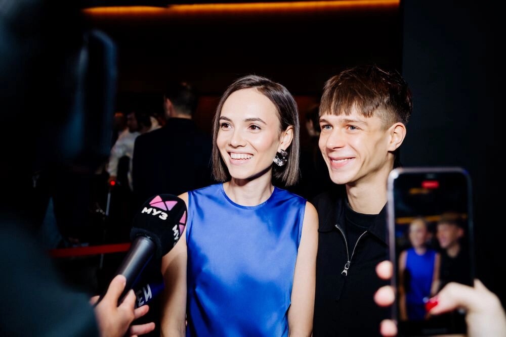    Стася Милославская и Глеб Калюжный. Фото: Онлайн-кинотеатр Wink.ru