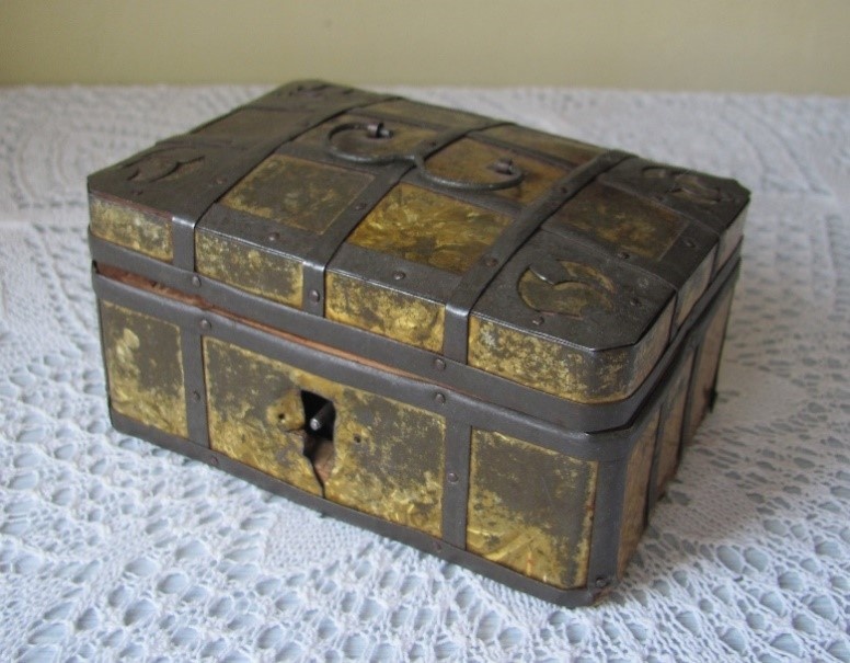 Сундучок ручной работы 1 п. ХХ в.