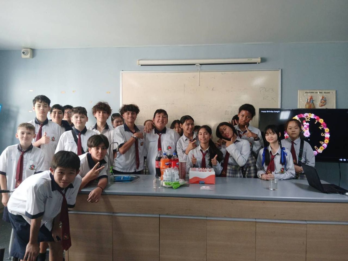 Фото называется "Найди тут Мишутку" =)