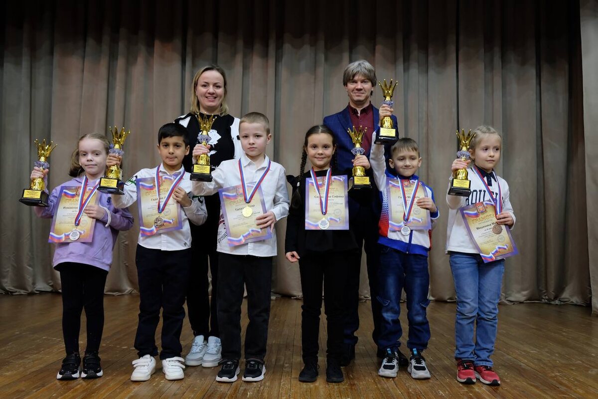     В Оренбурге подвели итоги первенства ПФО по шахматам Оренбуржье
📷    В Оренбурге подвели итоги первенства ПФО по шахматам Оренбуржье
