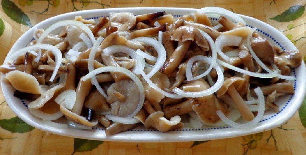 Слабо-маринованные грибочки. Семейный рецепт от Андрея Смирнова