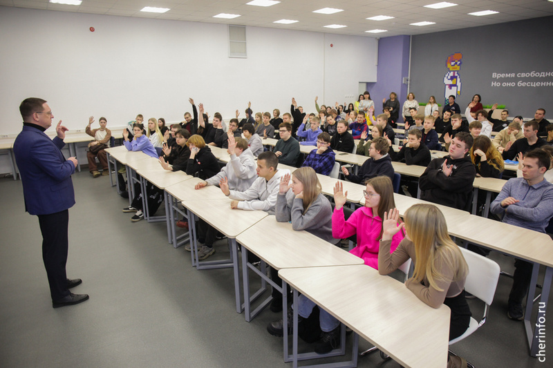    Об этом сообщил зампредседателя Гордумы Николай Сальников на встрече со студентами технологического колледжа