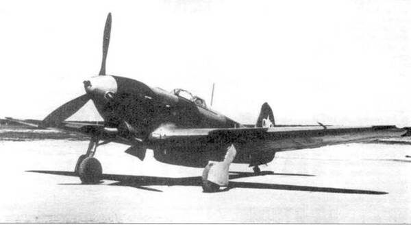 один из первых ЯК-9
