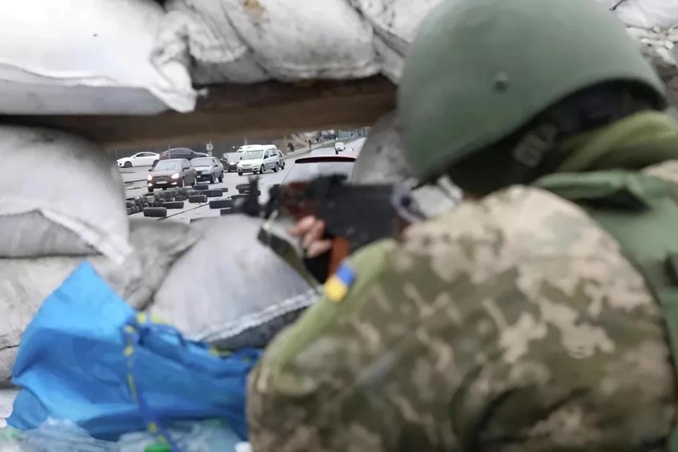    Второму Нюрнбергу – быть