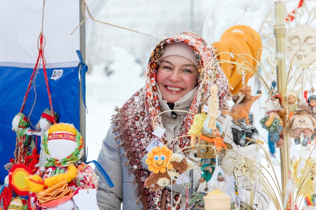    По блину суженого узнаю