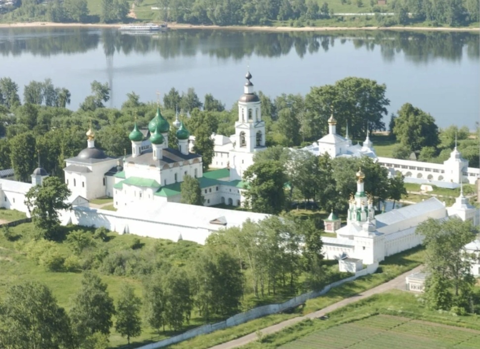 Красавец Толгский женский монастырь.