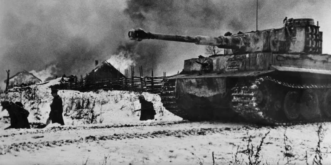 Разведчики захватили танк "Тигр", что и спасло группу в окружение