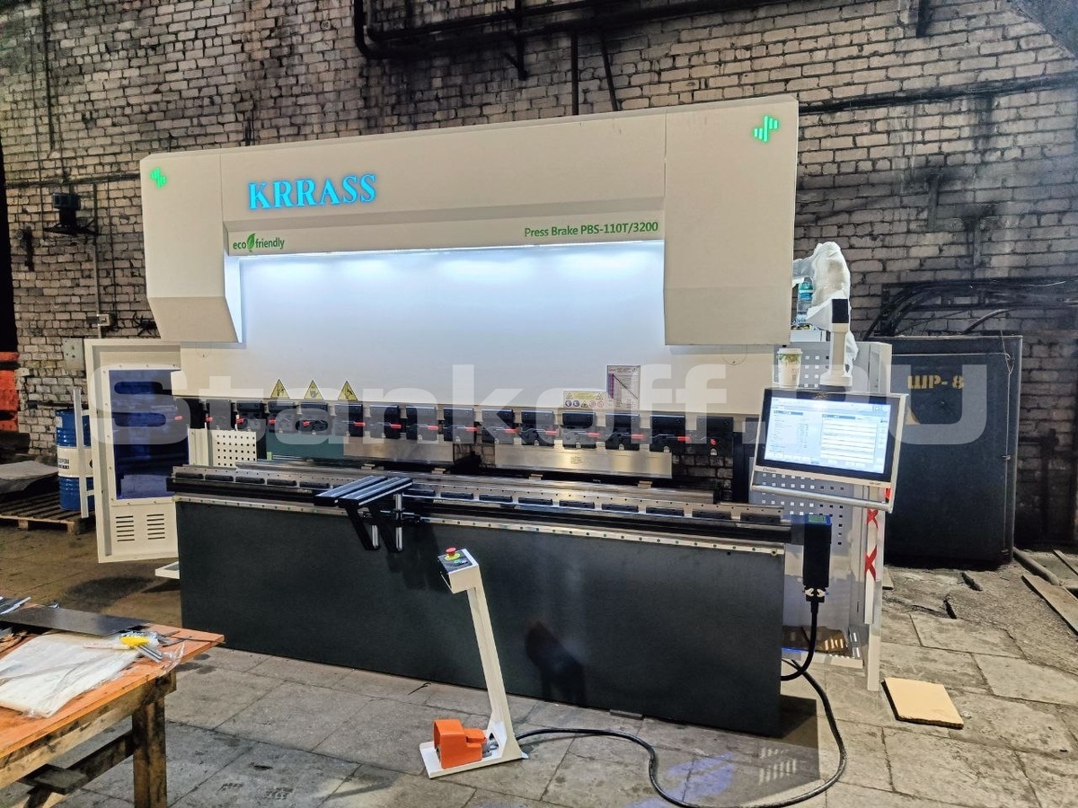  Гидравлический листогибочный пресс KRRASS PBS 110/3200 4 axis

